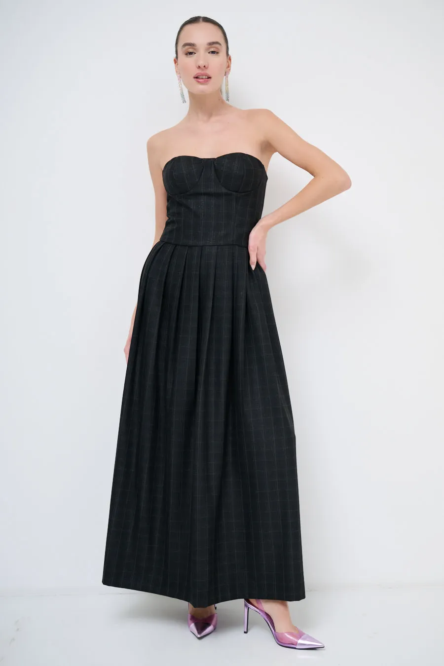 Strapless midi dress with pleated skirt wholesale